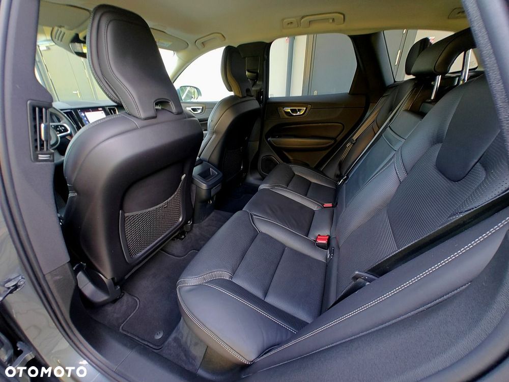 Volvo XC 60 T5 AWD Inscription - 21