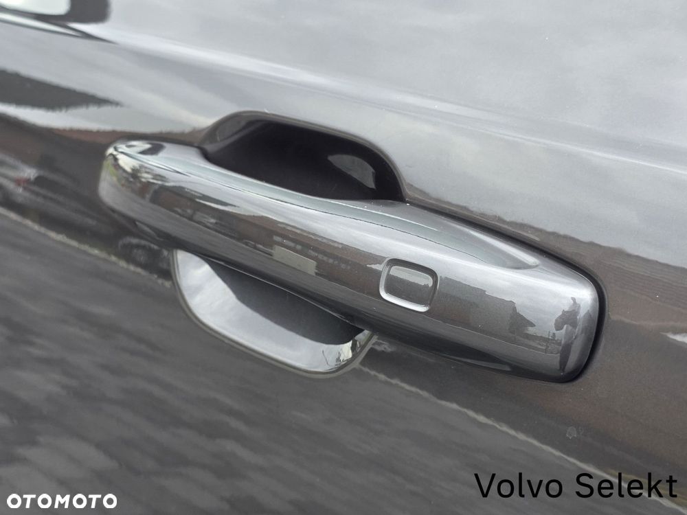 Volvo XC 90 - 38