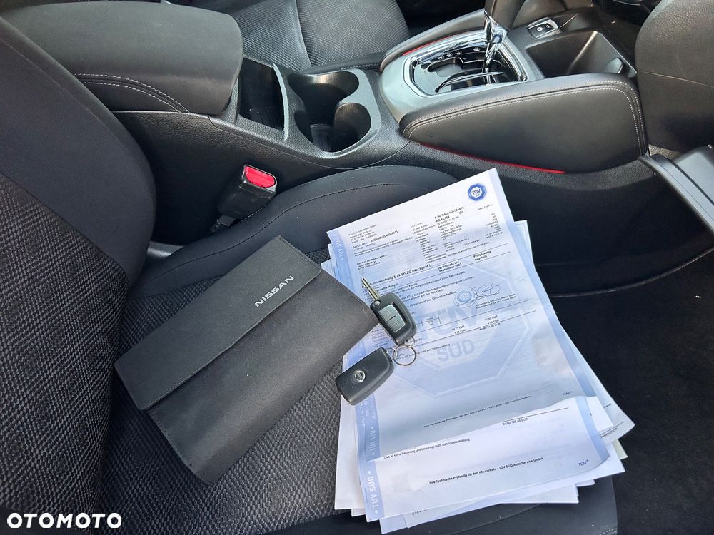 Nissan Qashqai 1.6 DCi Xtronic ACENTA - 26