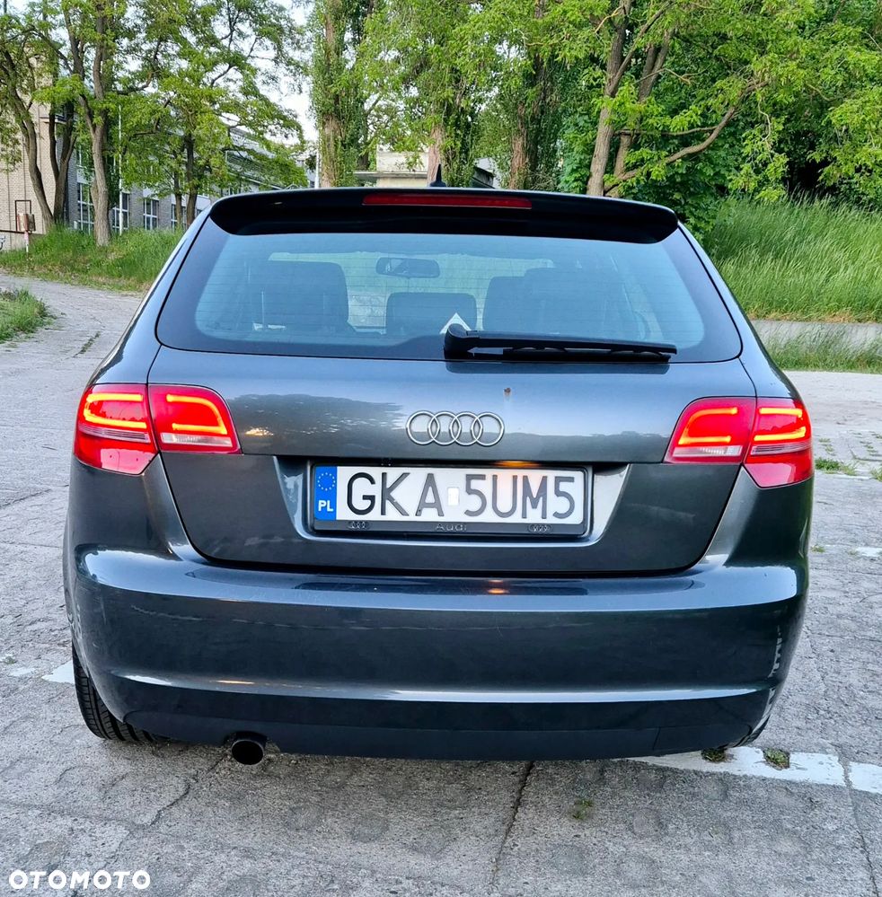 Audi A3 Sportback 2.0 TDI DPF Attraction - 6