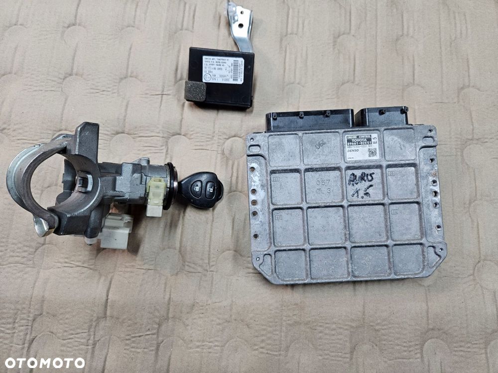 toyota auris 07-09 1.6 zestaw kluczyk komputer 02e51 - 1
