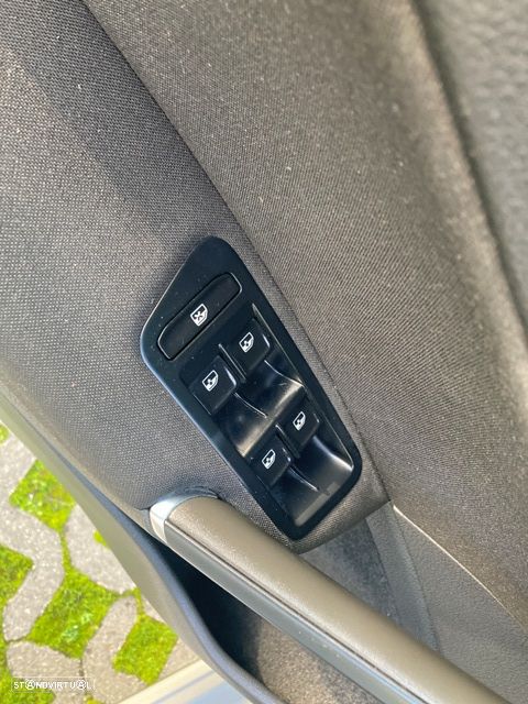 VW Golf Variant 1.6 TDi Trendline - 26