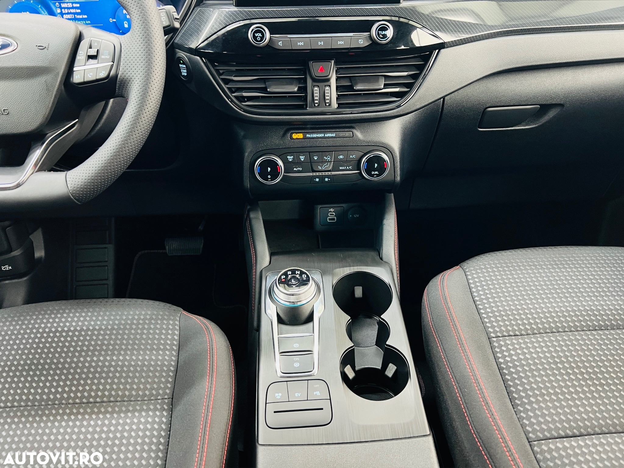Ford Kuga 2.5 Duratec PHEV ST Line - 13