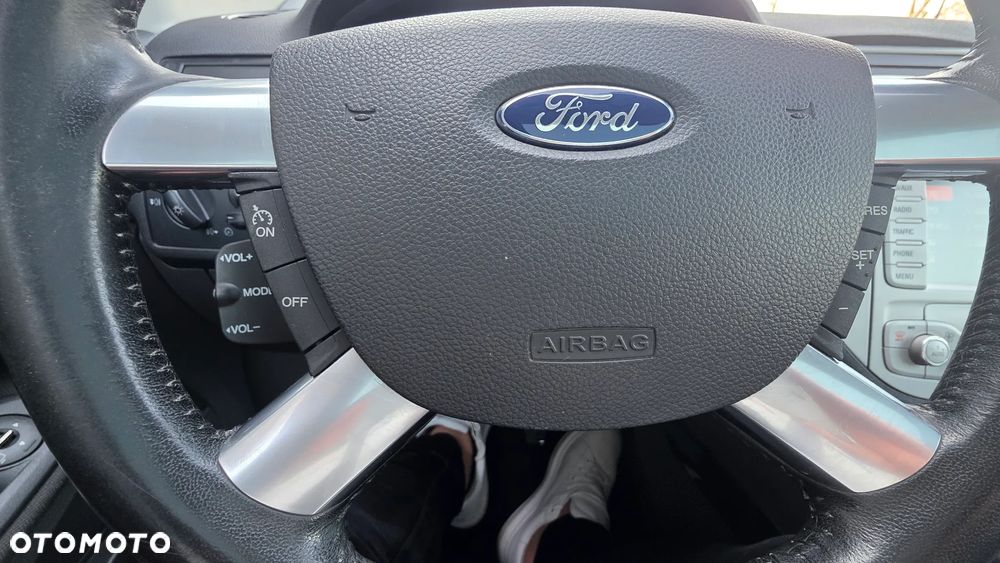 Ford Kuga 2.0 TDCi Titanium S - 30