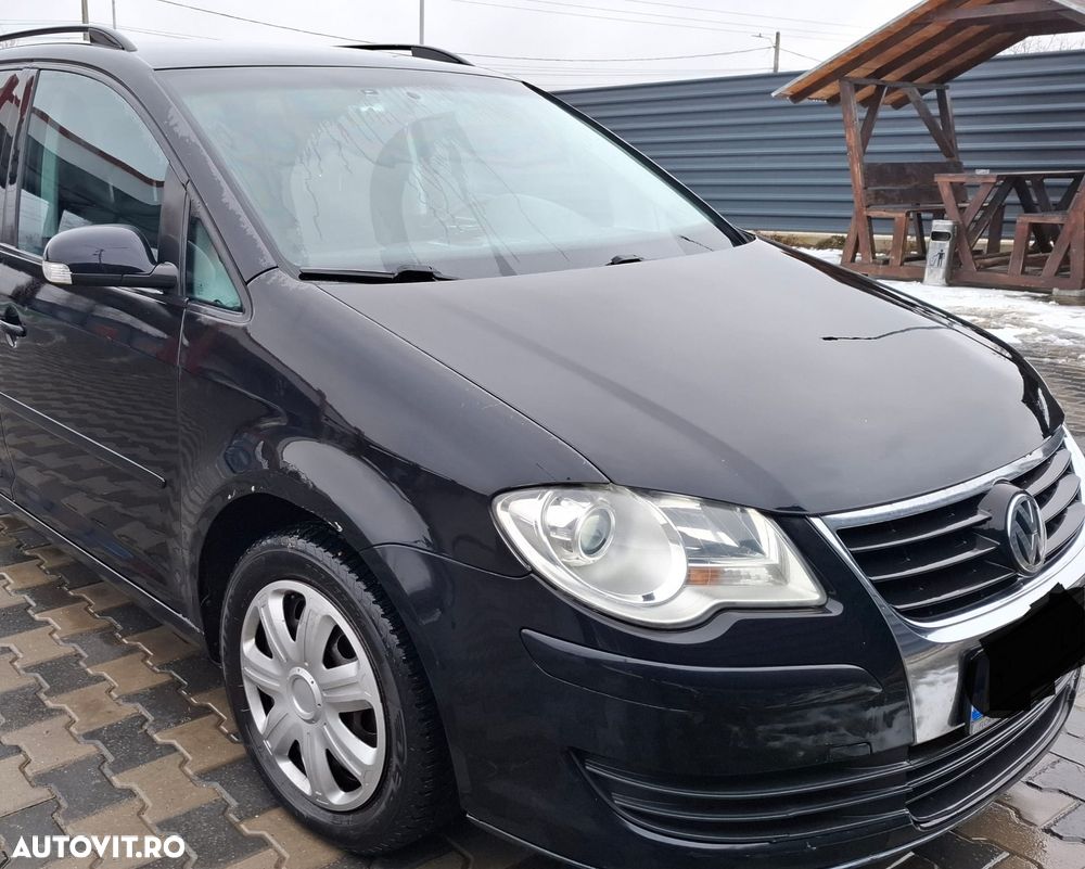 Volkswagen Touran 1.9 TDI Highline - 2