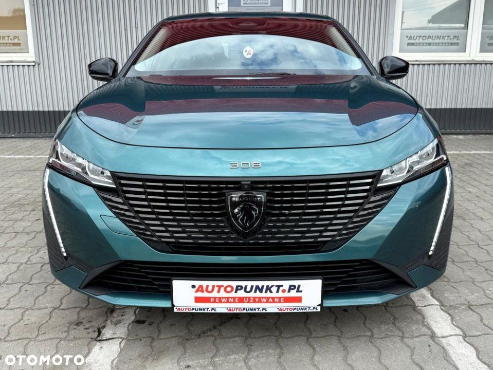 Peugeot 308 - 8
