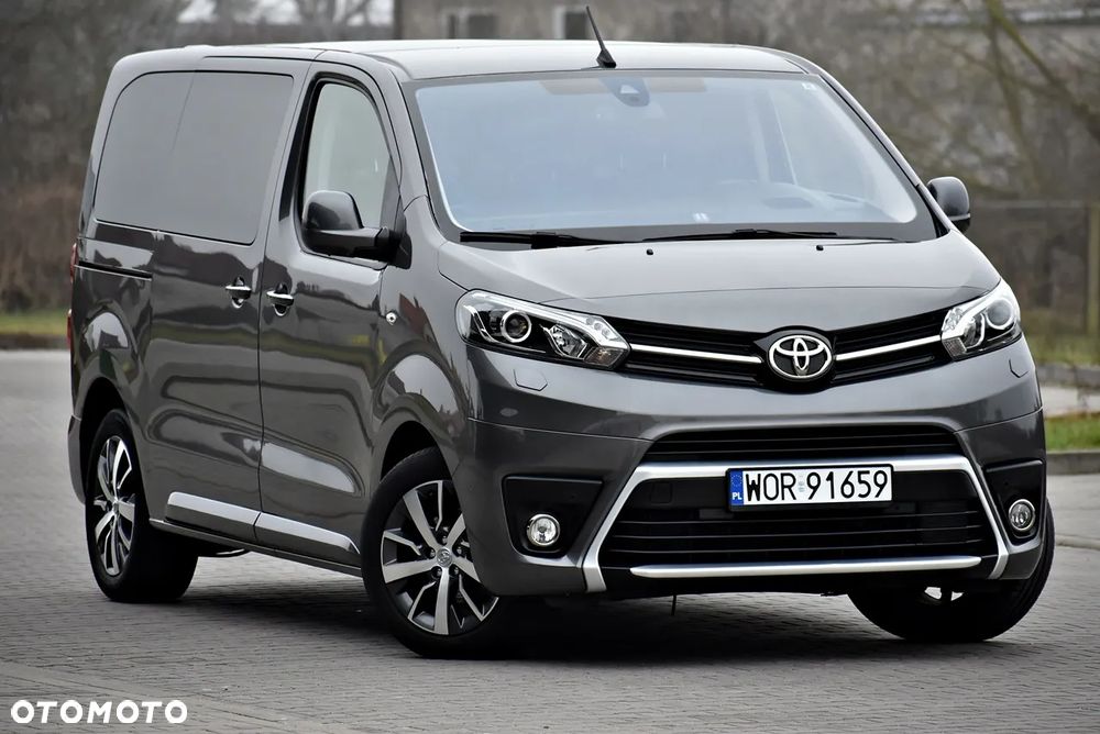 Toyota Proace Verso 2.0 D4-D Medium VIP - 17