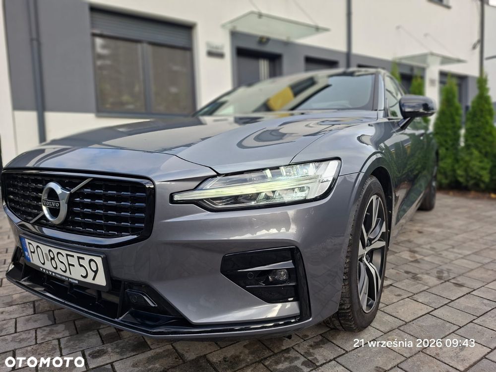 Volvo S60 B4 B R-Design - 9