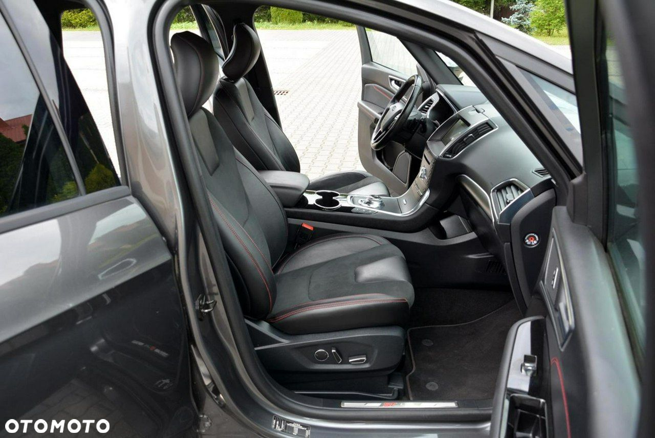 Ford S-Max - 18