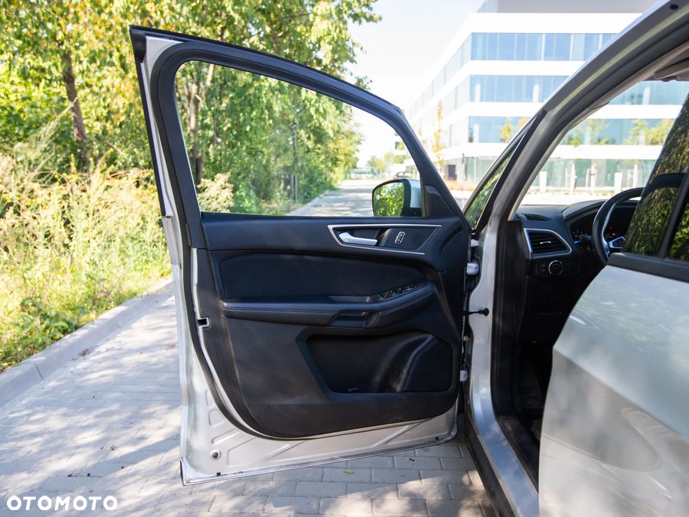 Ford S-Max - 22