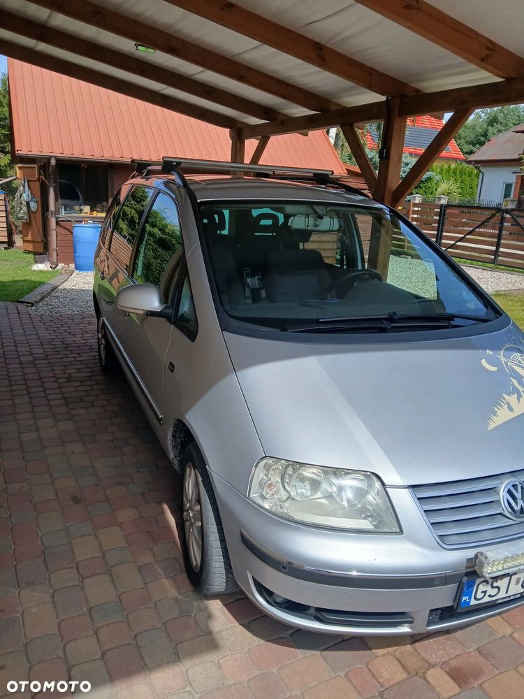 Volkswagen Sharan 1.9 TDI Comfortline - 2