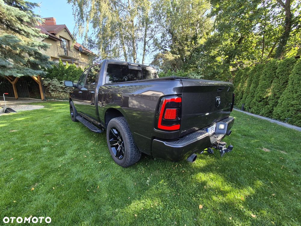 Dodge RAM 5.7 4x4 - 3