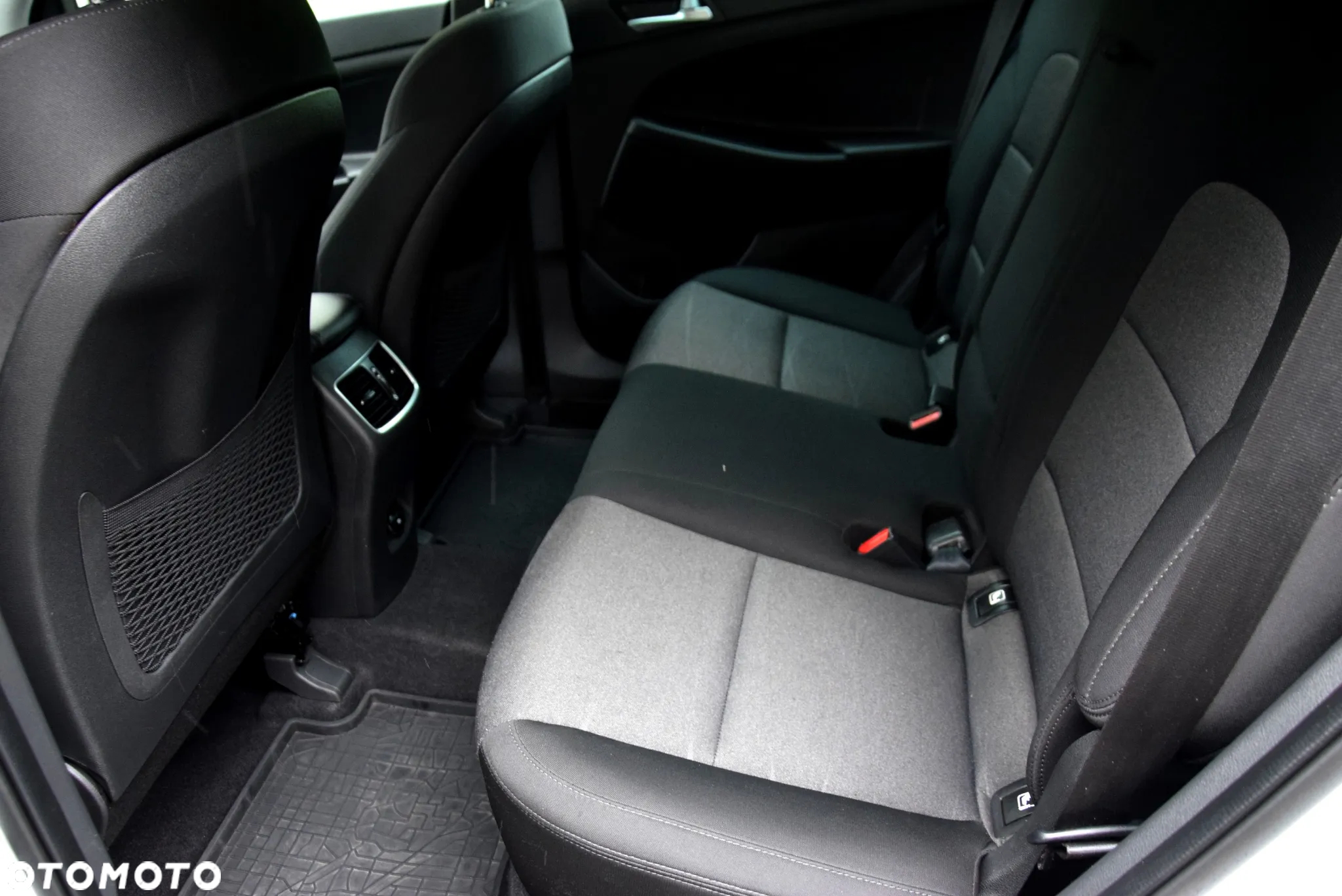 Hyundai Tucson 1.6 GDi Comfort 2WD - 12