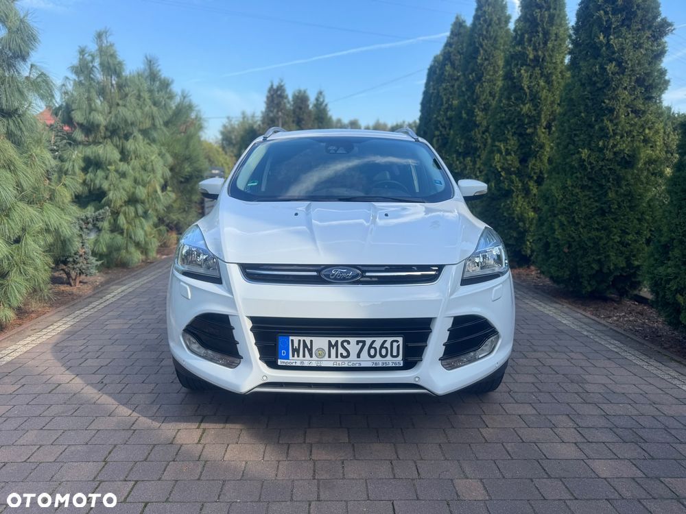 Ford Kuga 2.0 TDCi 2x4 Titanium - 10