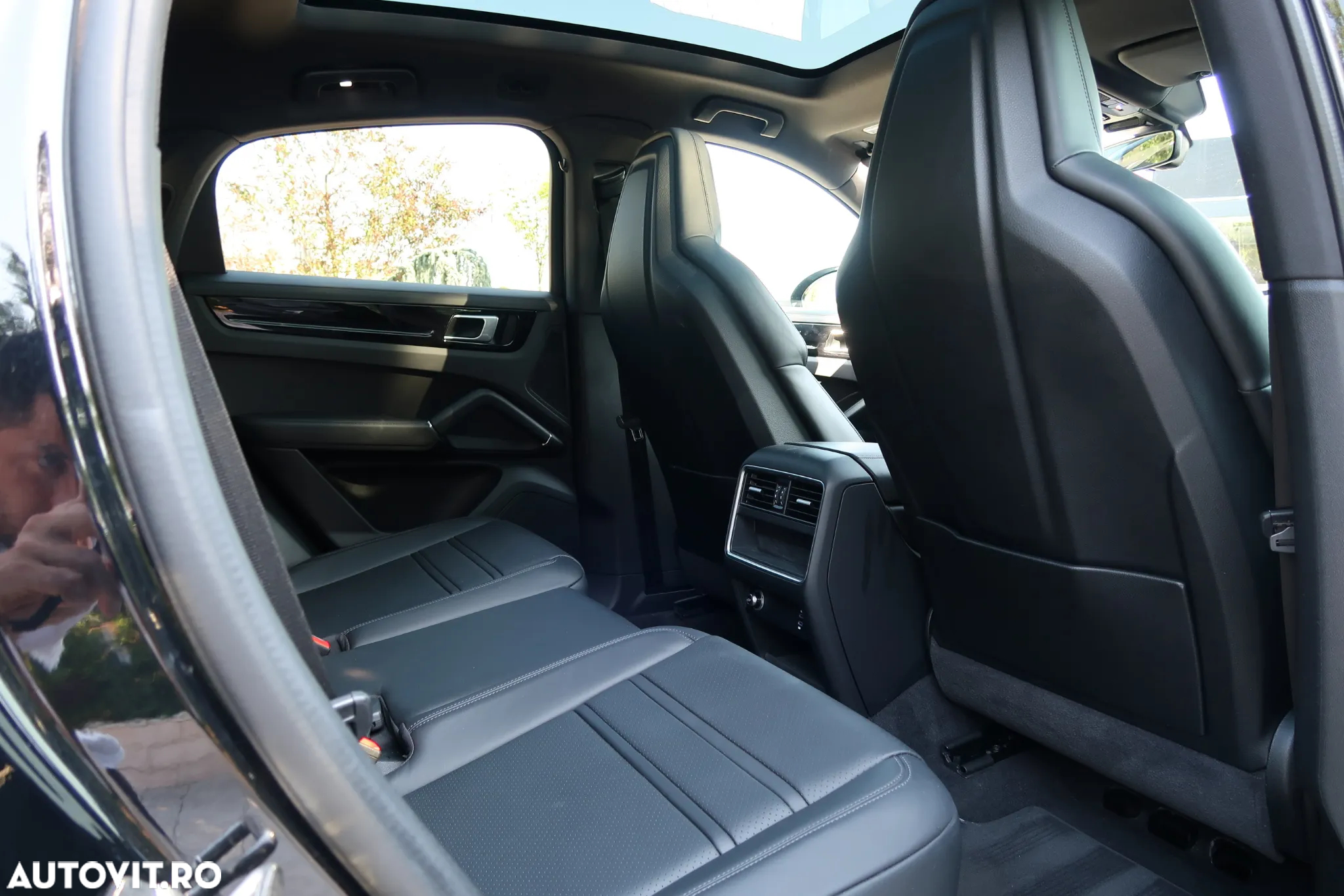 Porsche Cayenne Coupe E-Hybrid Tiptronic S Platinum Edition - 23