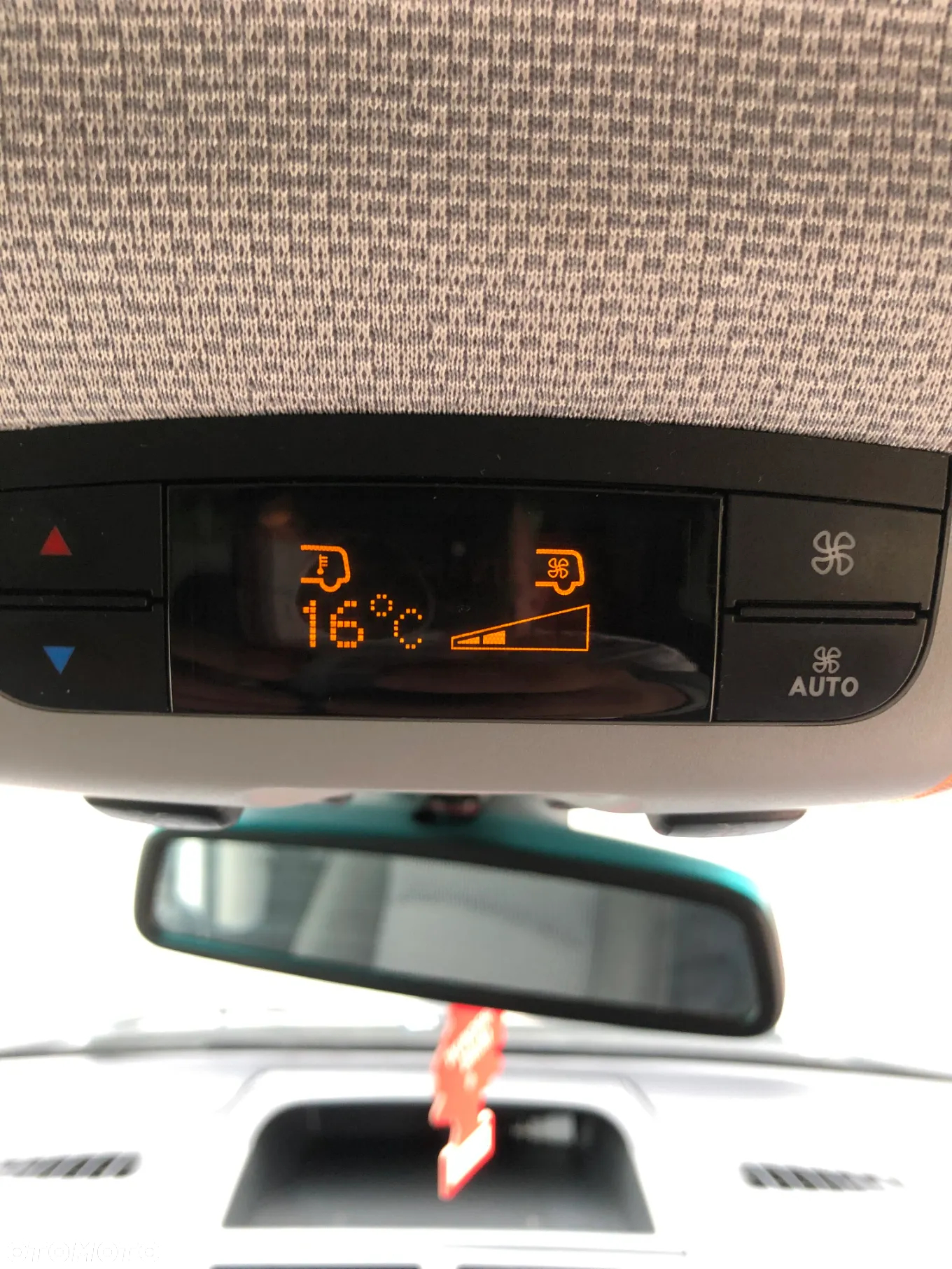 Mercedes-Benz Vito - 26