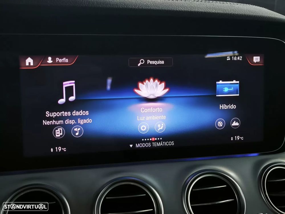 Mercedes-Benz E 300 de AMG Line - 24