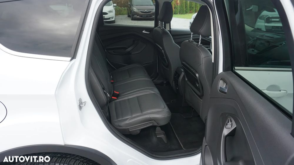 Ford Kuga 1.5 EcoBoost 4x4 Aut. Titanium - 12