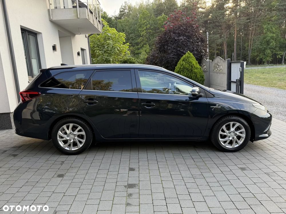 Toyota Auris - 17