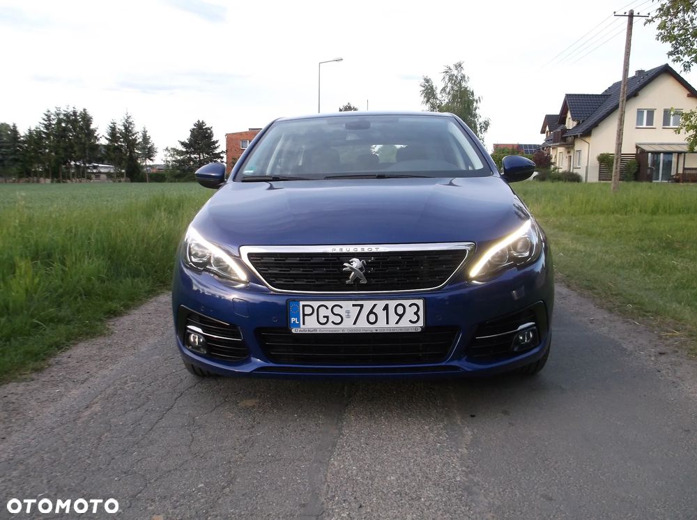 Peugeot 308 PureTech 130 GPF EAT8 Stop & Start Active Business-Paket - 26