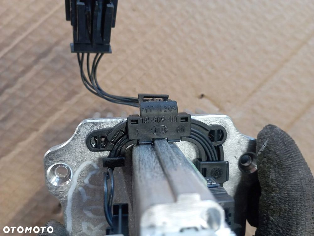 MERCEDES W212 E KLASA 2.2 CDI PRZETWORNICA MODUŁ LED JEŻ 185809 - 3