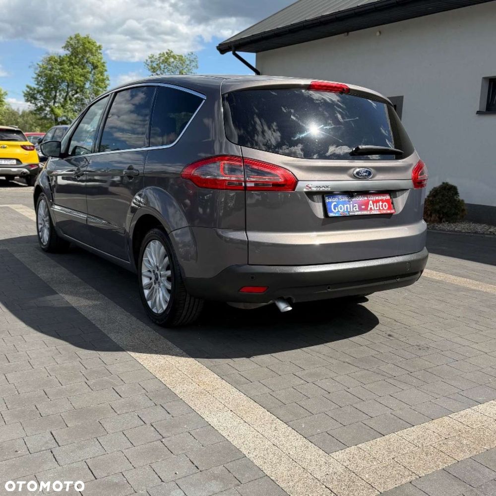 Ford S-Max - 9