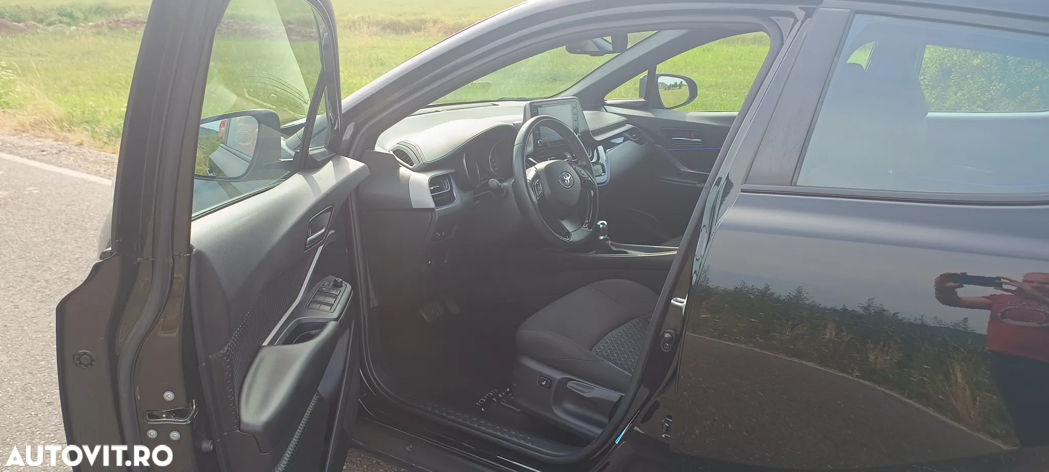 Toyota C-HR 1.8 Hybrid Business Edition - 16