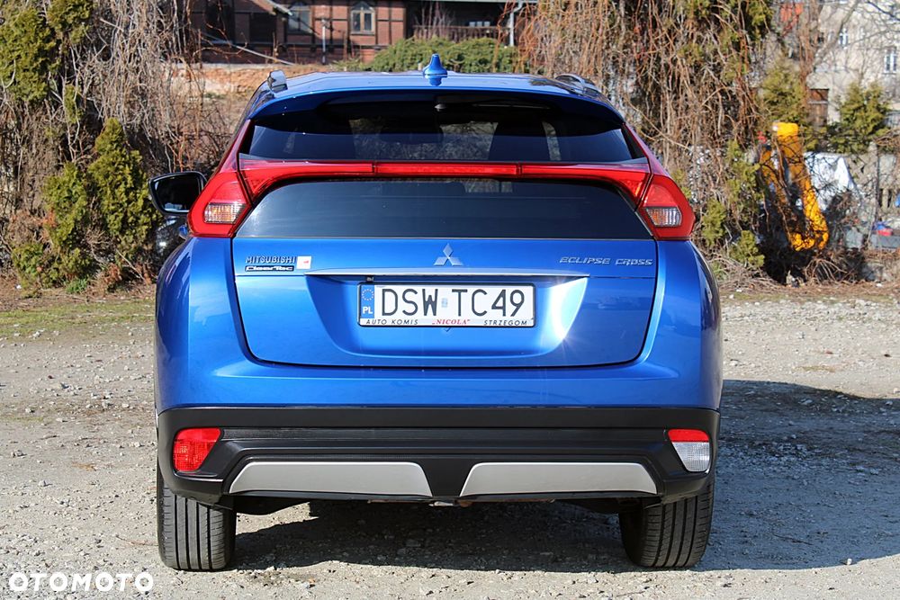 Mitsubishi Eclipse Cross - 8