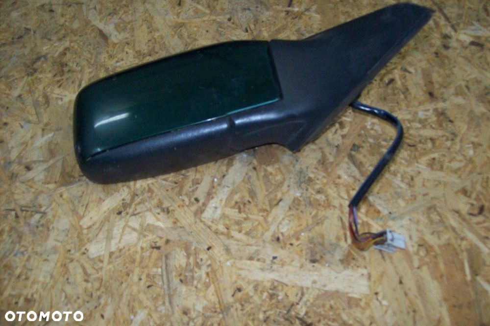 LUSTERKO PRAWE VOLVO V40/S40/5PINÓW - 3