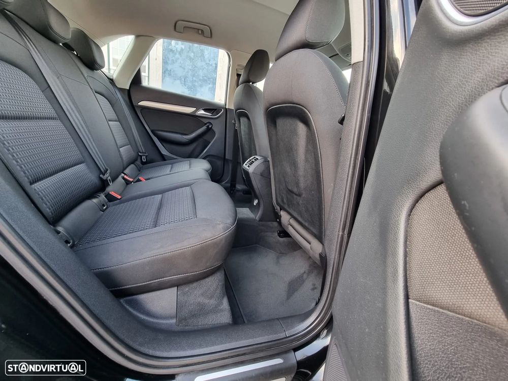 Audi Q3 2.0 TDI S-line - 9