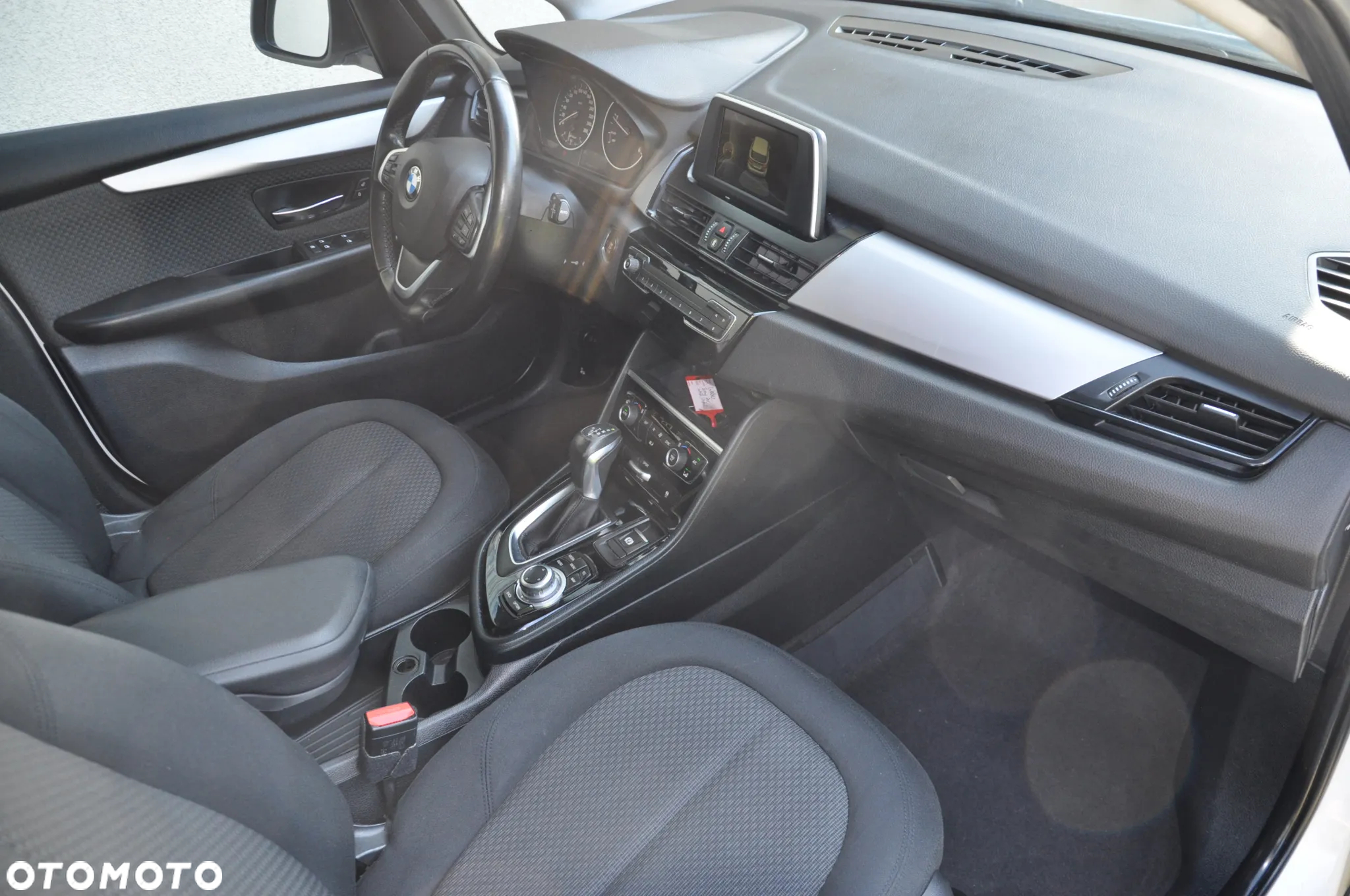 BMW Seria 2 218d Active Tourer - 10