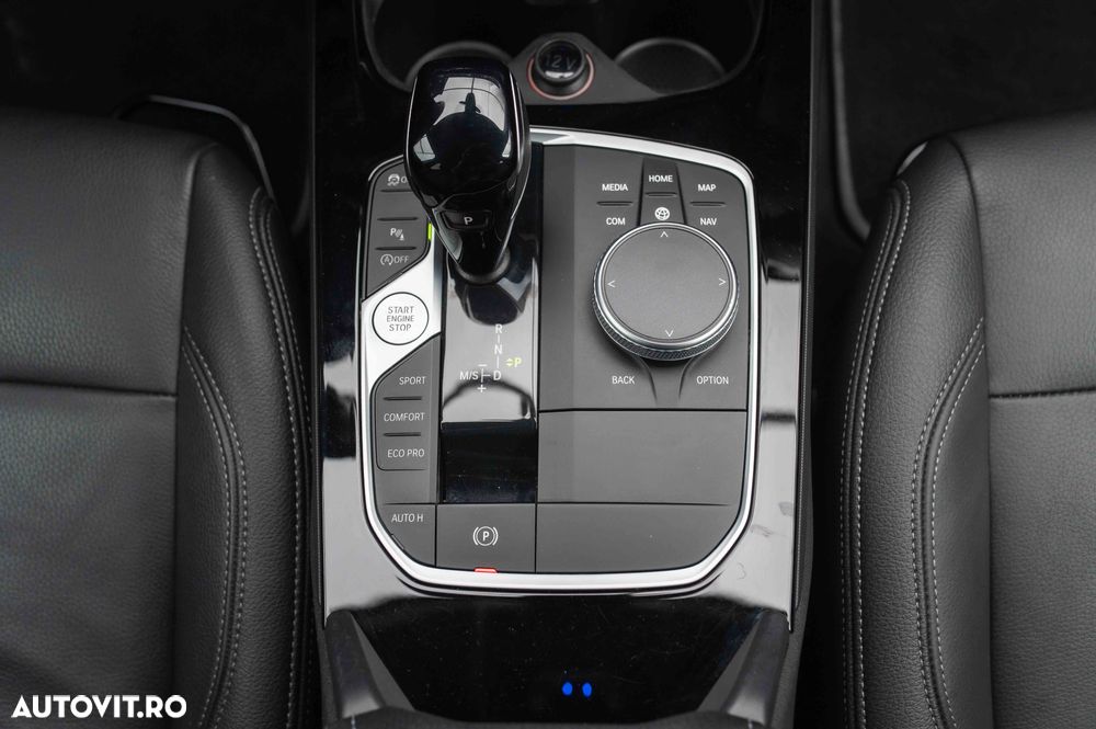 BMW Seria 2 218d Aut. - 30