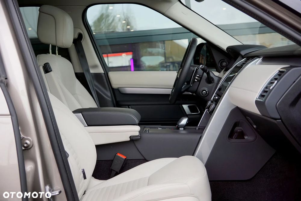 Land Rover Discovery 3.0 D250 mHEV Dynamic SE - 23