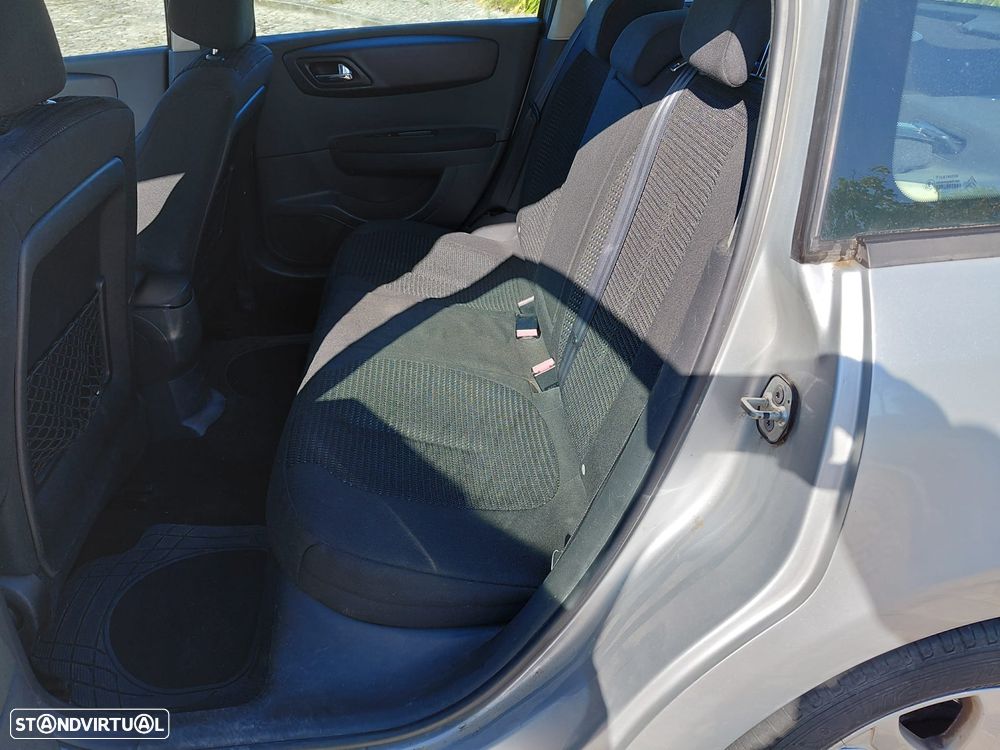Citroën C4 1.6 HDi VTR Pack Airdream - 6