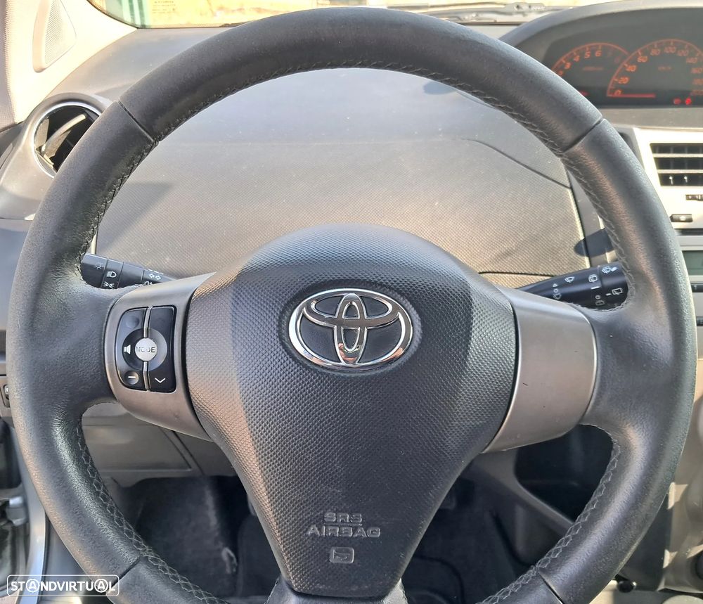 Toyota Yaris 1.0 VVT-i Comfort - 6