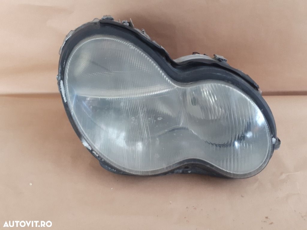 far dreapta MERCEDES-BENZ C-CLASS II W203  2000 - 2007 2.2 C 220 CDI OM 611.962, OM 646.963 BP4958130C29 - 1