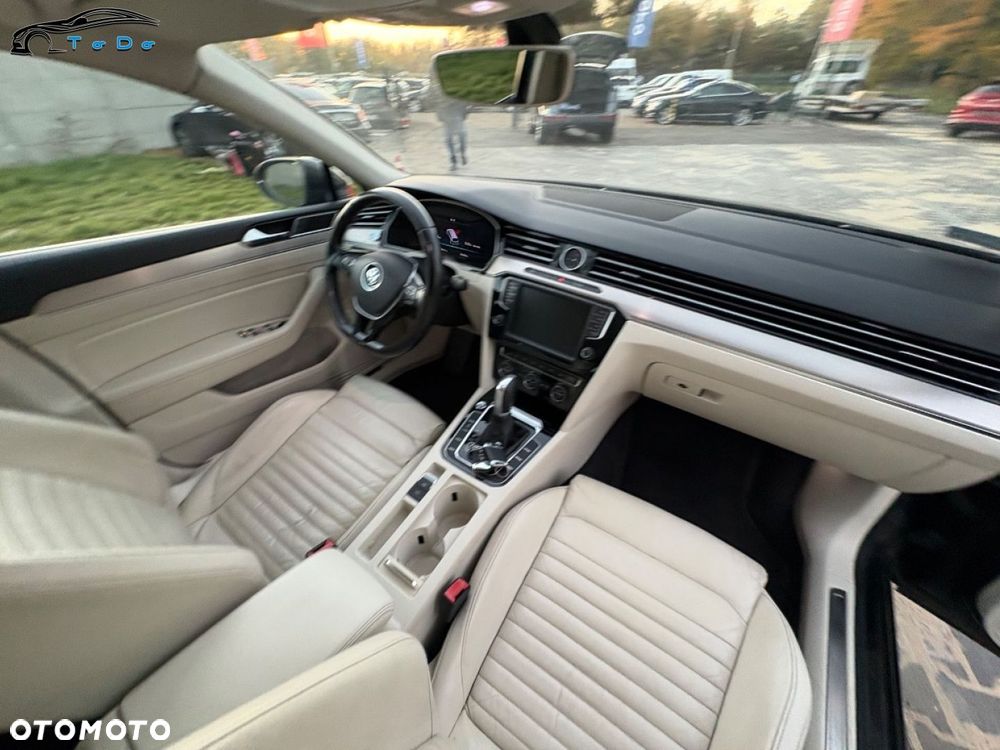 Volkswagen Passat Variant 2.0 TDI BMT Highline DSG - 34