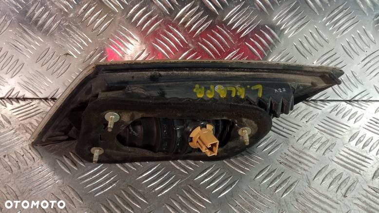 LAMPA LEWA TYLNA KLAPY HONDA CIVIC 8 - 2