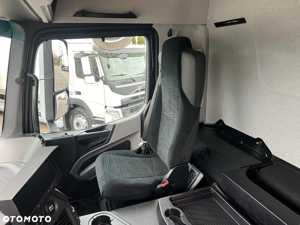 Mercedes-Benz Antos 1832 / Izoterma / Euro 6 / Winda / - 36