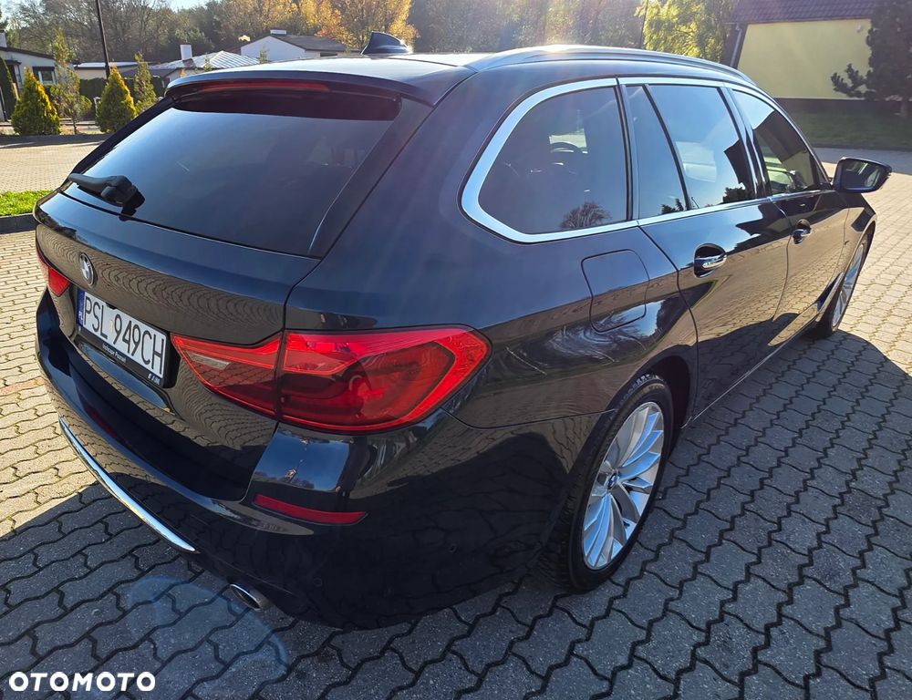 BMW Seria 5 520d Luxury Line sport - 24