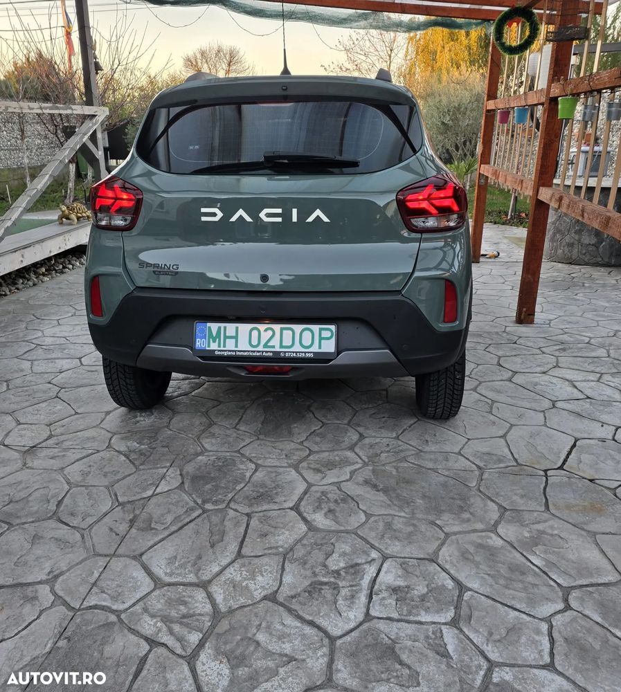 Dacia Spring Expression - 11