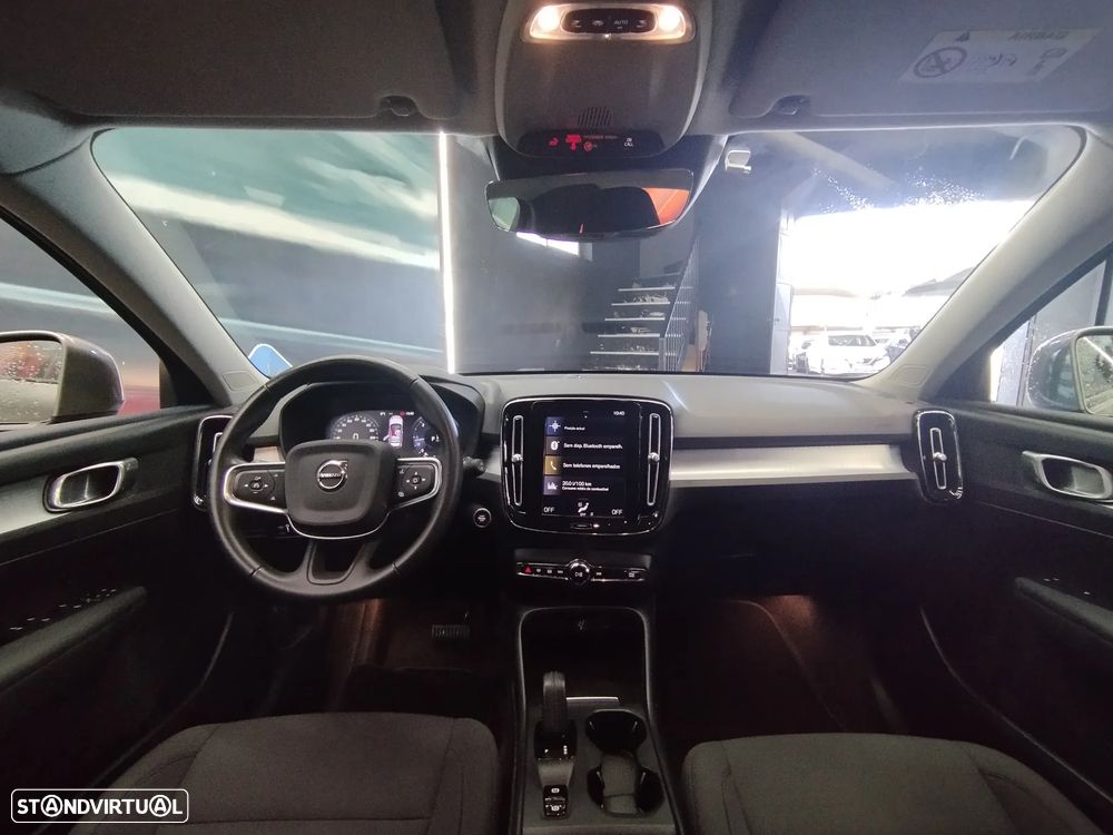 Volvo XC 40 2.0 D3 Momentum Geartronic - 15