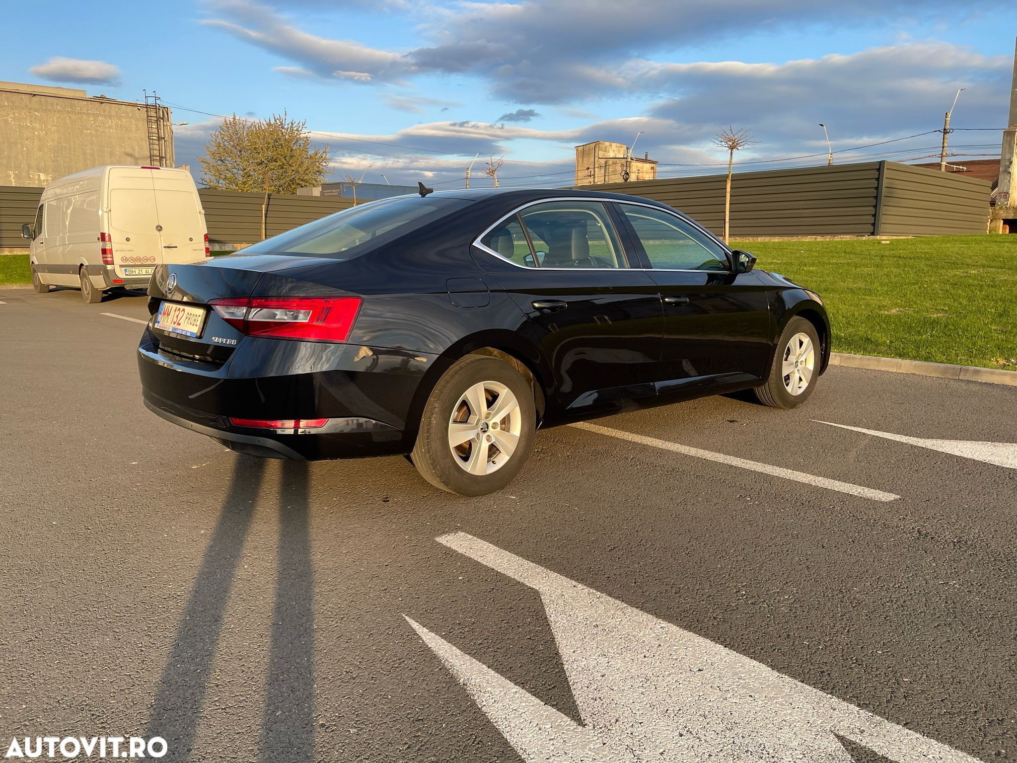 Skoda Superb 2.0 TDI DSG Premium Edition - 21