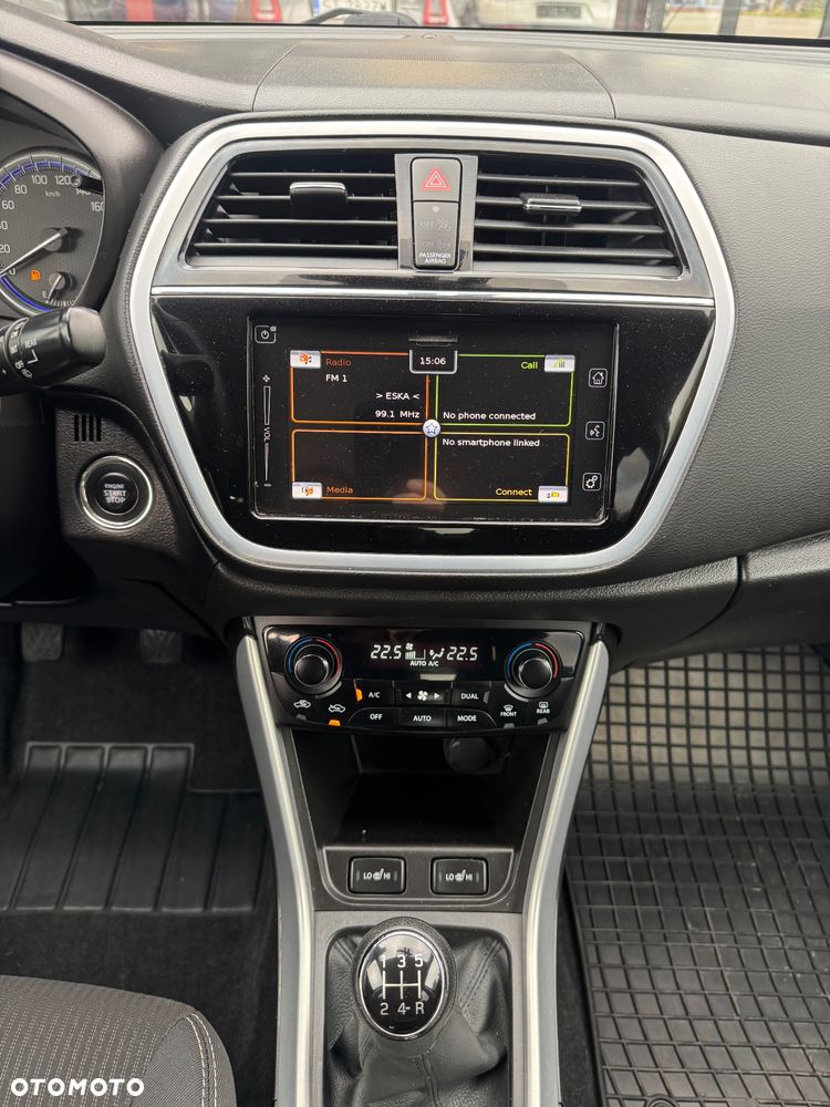 Suzuki Swift 1.2 Premium Plus - 21