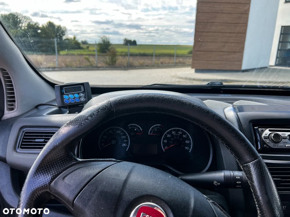 Fiat Doblo - 11