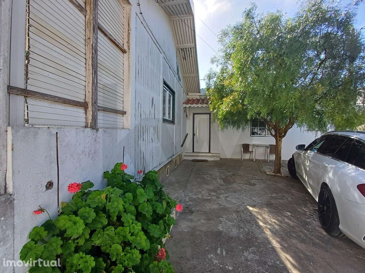 Moradia T4 + T2 - Terreno com 4.400 m2 - São Martinho do Porto - Grande imagem: 4/51