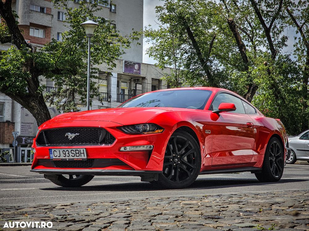 Ford Mustang 5.0 V8 GT - 2