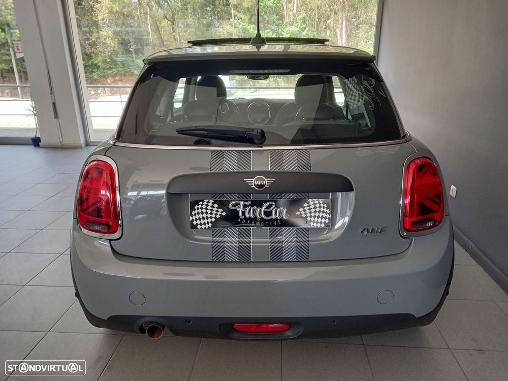 MINI 3 Portas - 3