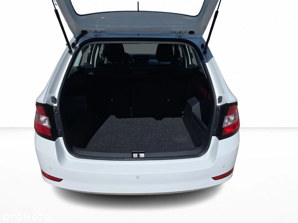 Skoda Fabia 1.0 TSI Ambition - 10
