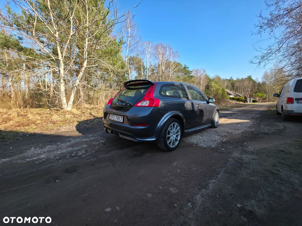 Volvo C30 D2 R-Design - 5